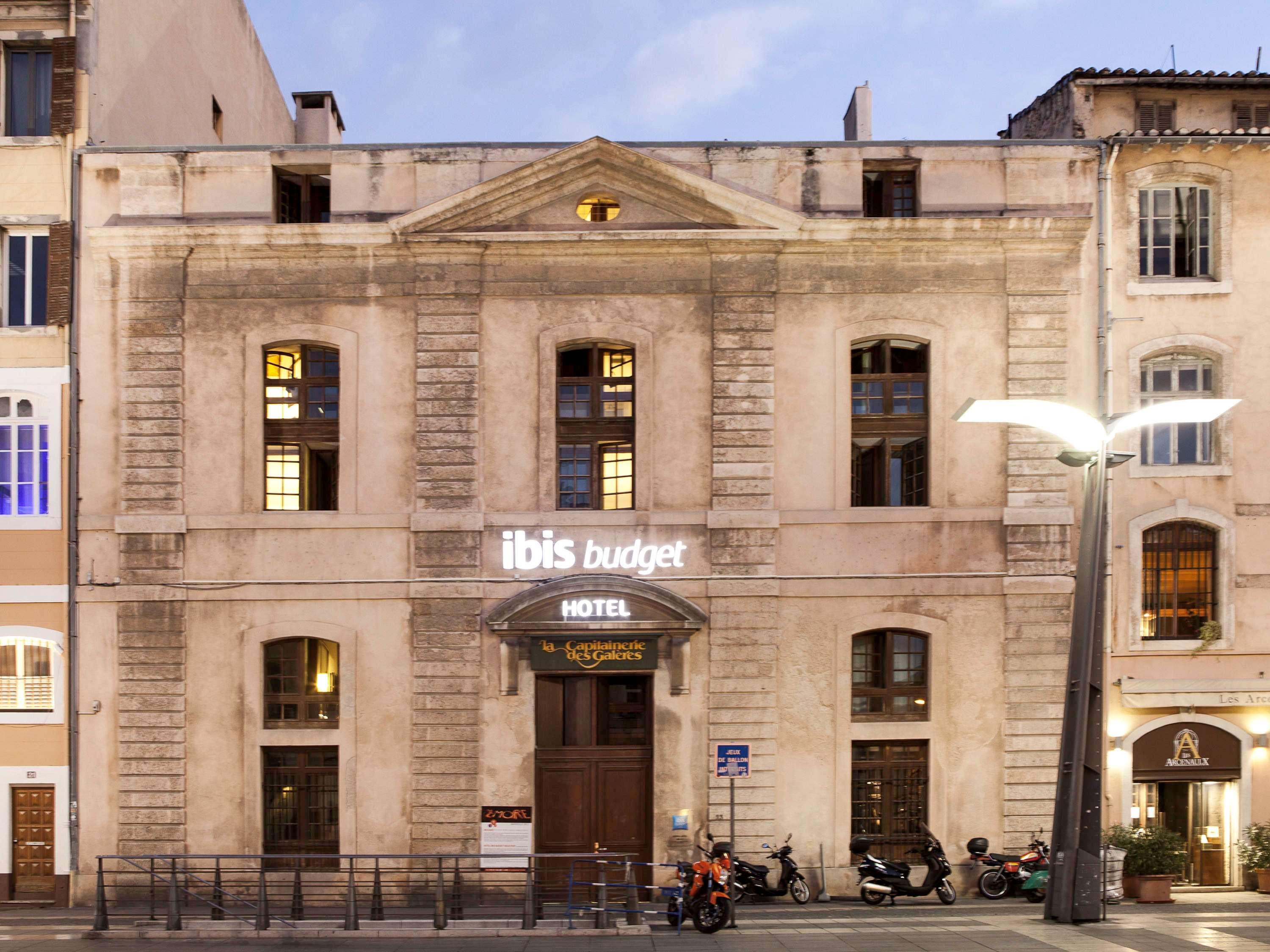 Ibis Budget Vieux Port Hotel 2*